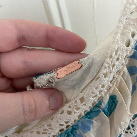 Free People | Pleated Blue Floral Dress - Picture 5 of 7